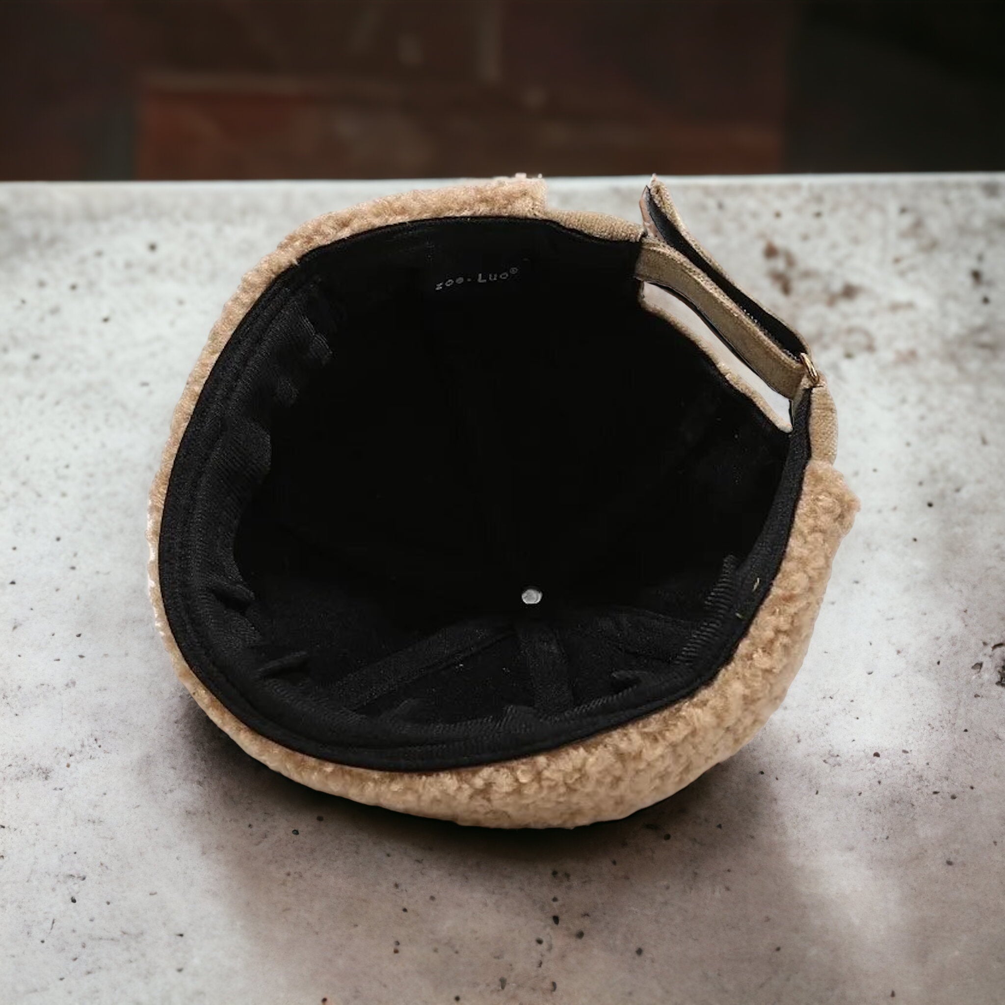 THISIS8 – Minimalistische Unisex Fisherman Mütze mit Teddyfutter | Stylische Wintermütze